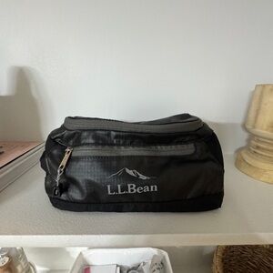 L.L. Bean Travel Toiletry Bag / Organizer